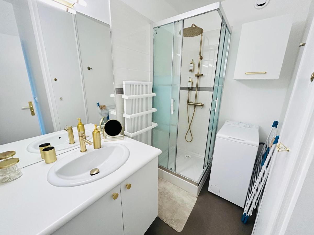 Studio Chic & Cosy Vue Mer, Clim, Parking Ла-Гранд-Мот Экстерьер фото